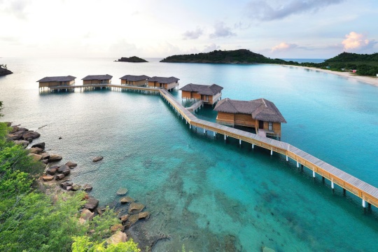 Where to Find Overwater Bungalows in or near the USA for a Tropical Escape